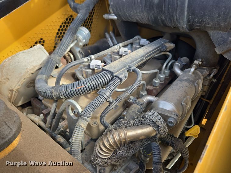 image for item DT7090 2018 Vermeer CTX100 compact utility loader