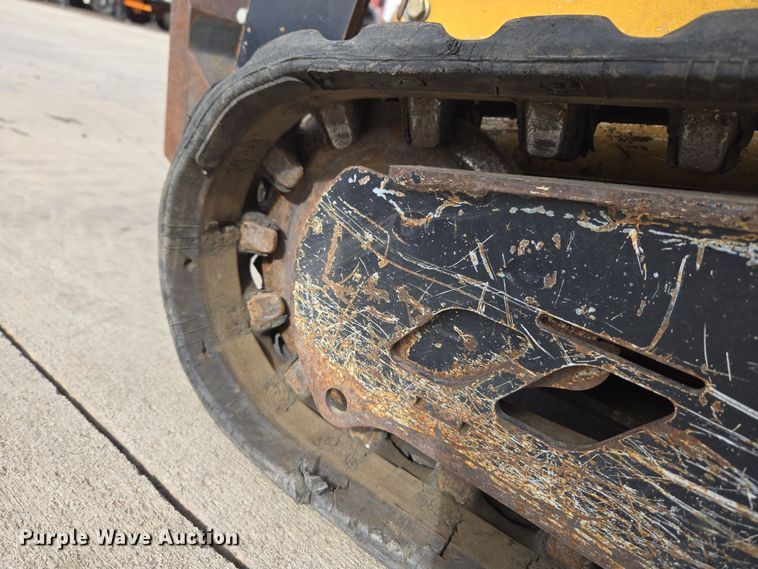 image for item DT7090 2018 Vermeer CTX100 compact utility loader