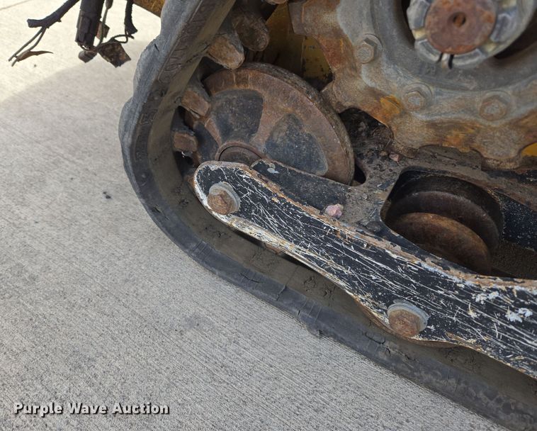 image for item DT7090 2018 Vermeer CTX100 compact utility loader