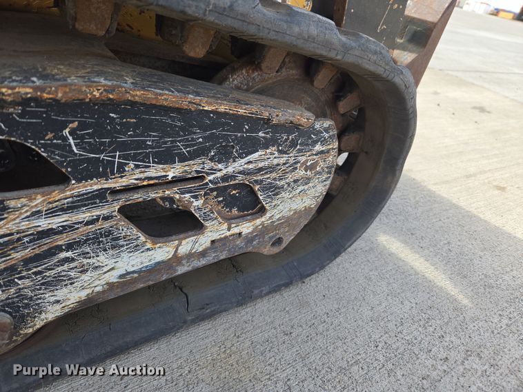 image for item DT7090 2018 Vermeer CTX100 compact utility loader