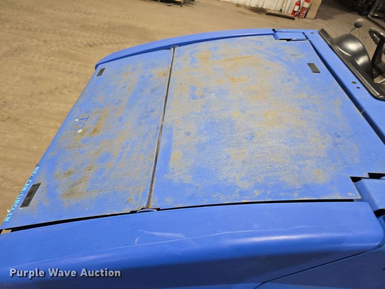 image for item DT7094 2003 American-Lincoln MPV60 sweeper