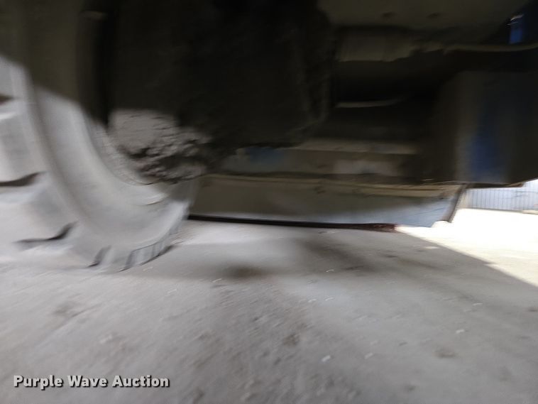 image for item DT7094 2003 American-Lincoln MPV60 sweeper