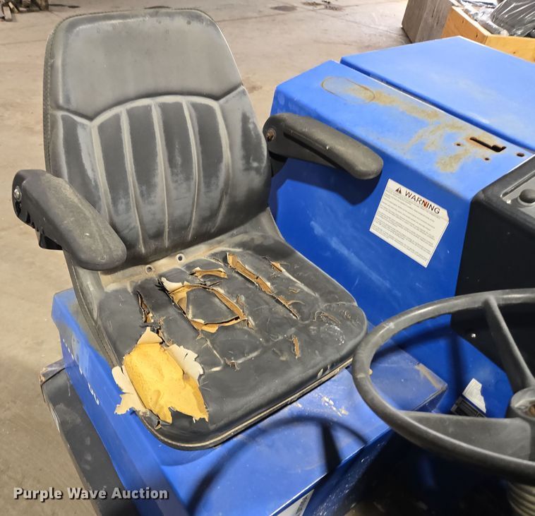 image for item DT7094 2003 American-Lincoln MPV60 sweeper