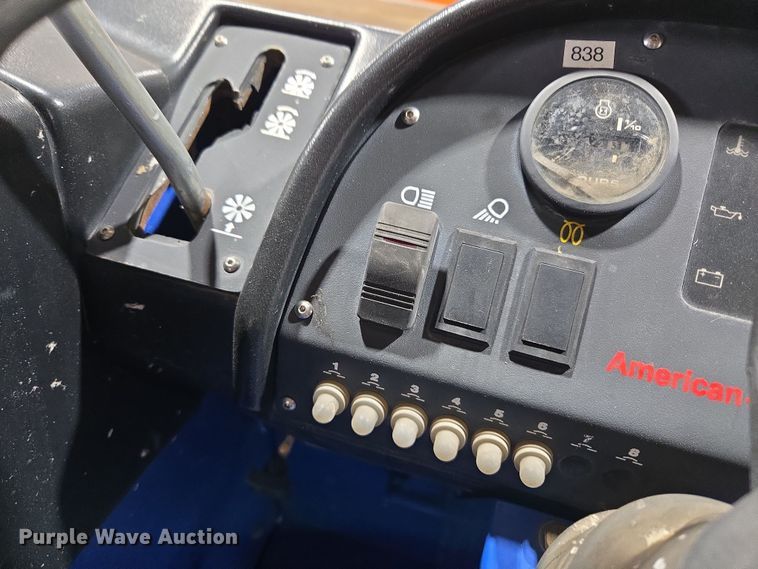 image for item DT7094 2003 American-Lincoln MPV60 sweeper