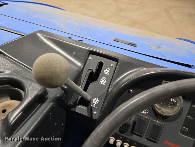 image for item DT7094 2003 American-Lincoln MPV60 sweeper