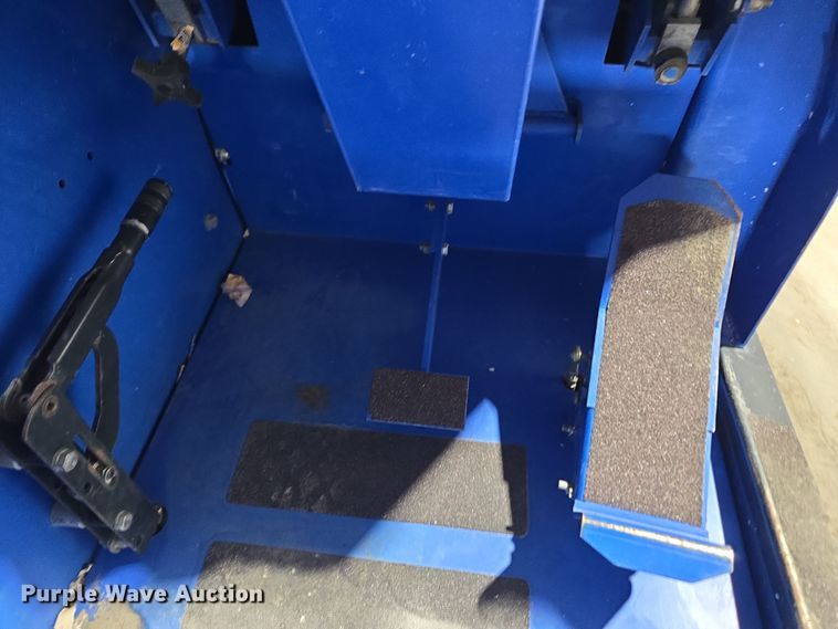 image for item DT7094 2003 American-Lincoln MPV60 sweeper