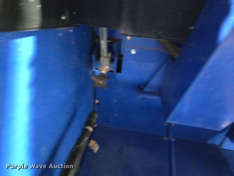 image for item DT7094 2003 American-Lincoln MPV60 sweeper