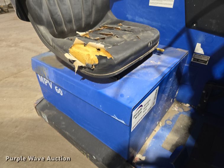 image for item DT7094 2003 American-Lincoln MPV60 sweeper