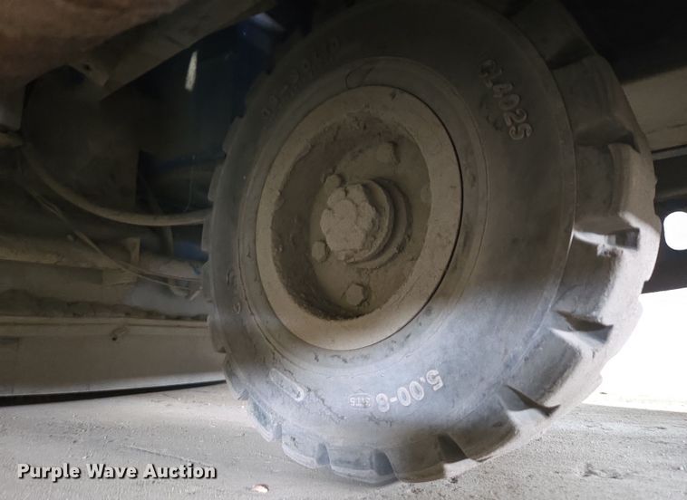 image for item DT7094 2003 American-Lincoln MPV60 sweeper