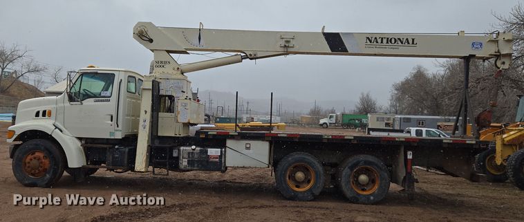 image for item DT7107 1997 Ford LT8501 Louisville crane truck