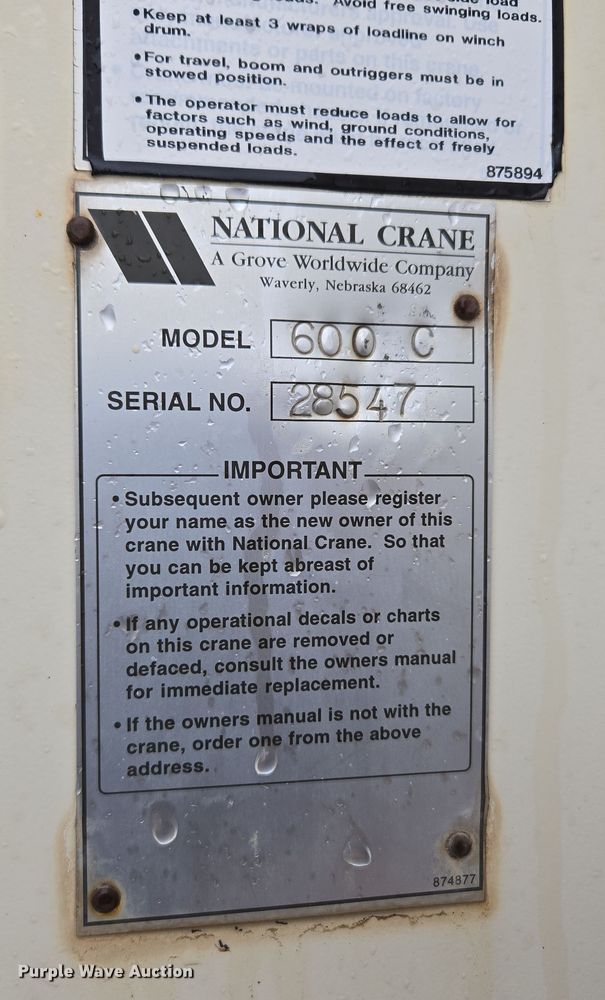 image for item DT7107 1997 Ford LT8501 Louisville crane truck