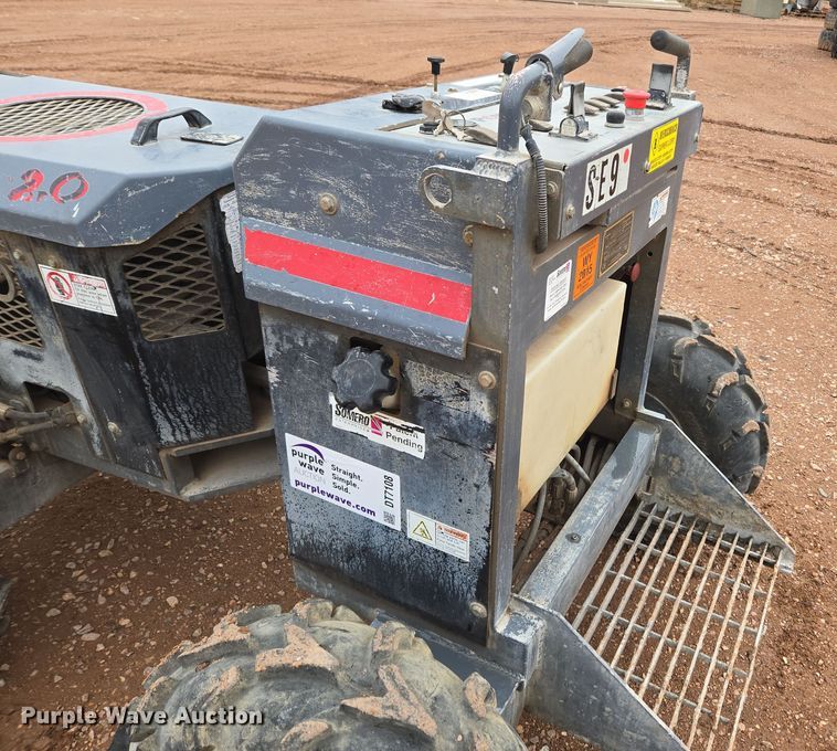 image for item DT7108 2007 Somero Power Rake laser screed