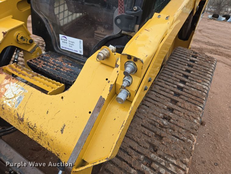 image for item DT7109 2015 Caterpillar 289D tracked skid steer loader