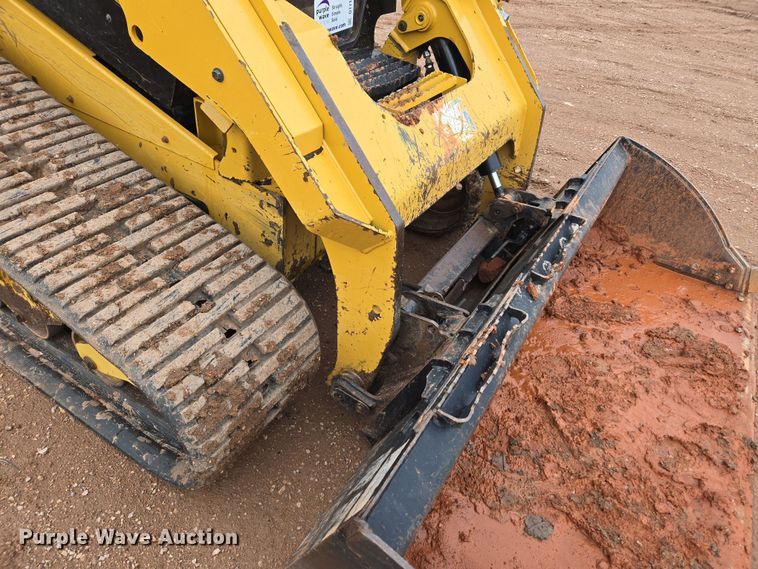 image for item DT7109 2015 Caterpillar 289D tracked skid steer loader