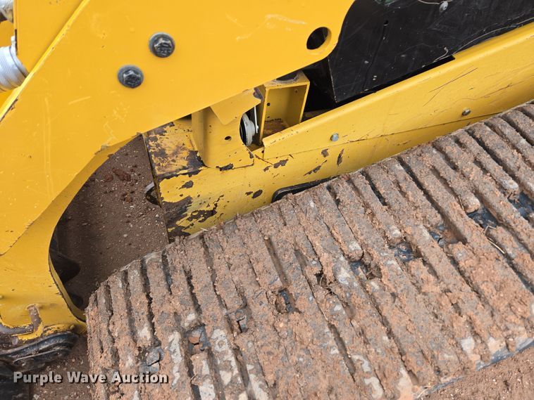 image for item DT7109 2015 Caterpillar 289D tracked skid steer loader