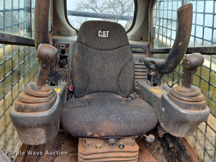 image for item DT7109 2015 Caterpillar 289D tracked skid steer loader