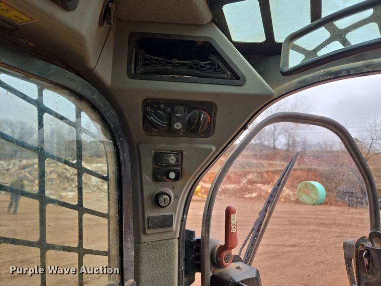 image for item DT7109 2015 Caterpillar 289D tracked skid steer loader