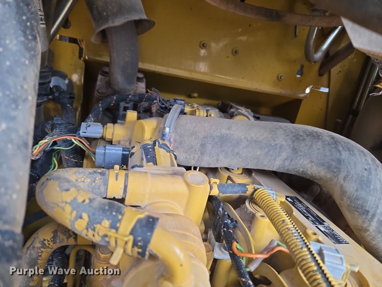 image for item DT7109 2015 Caterpillar 289D tracked skid steer loader