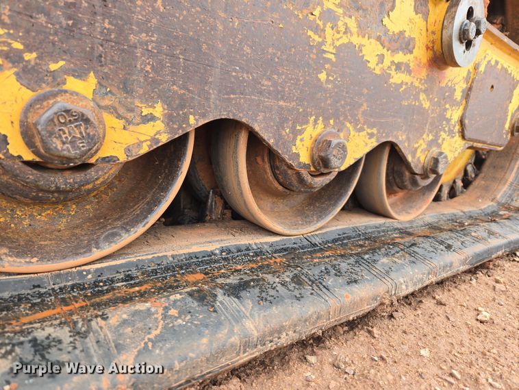 image for item DT7109 2015 Caterpillar 289D tracked skid steer loader