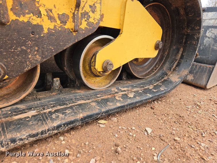 image for item DT7109 2015 Caterpillar 289D tracked skid steer loader