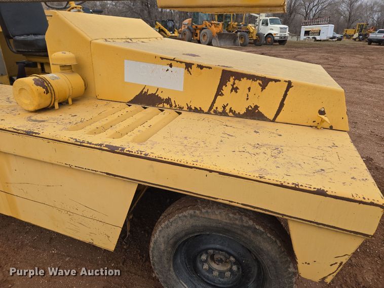 image for item DT7110 Broderson MH42B drop hammer