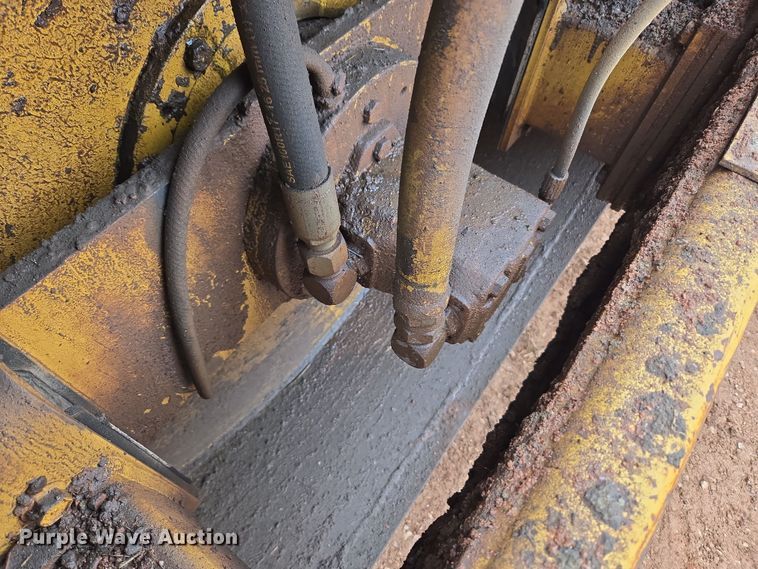 image for item DT7111 Hyster C610B single drum roller