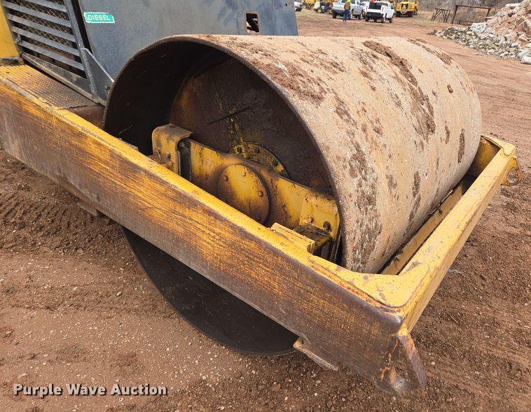 image for item DT7111 Hyster C610B single drum roller