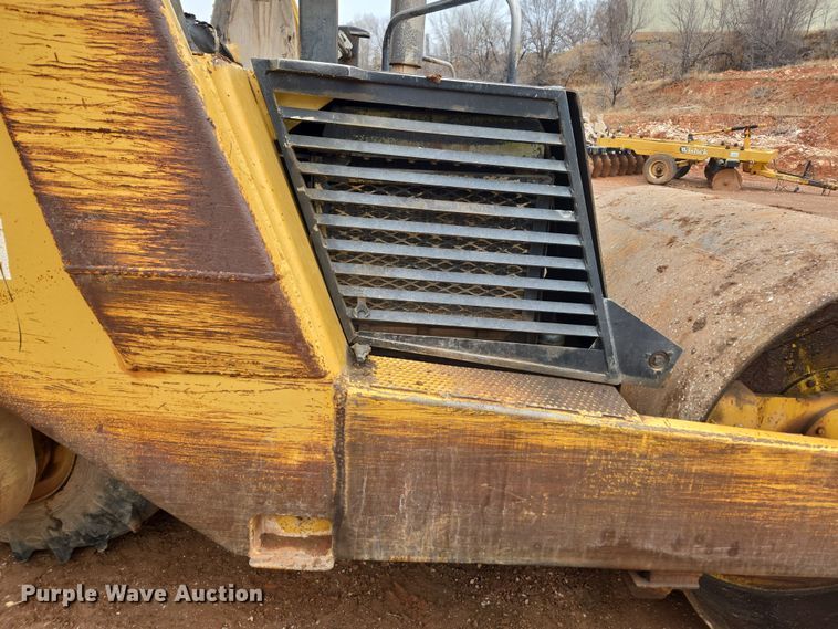 image for item DT7111 Hyster C610B single drum roller