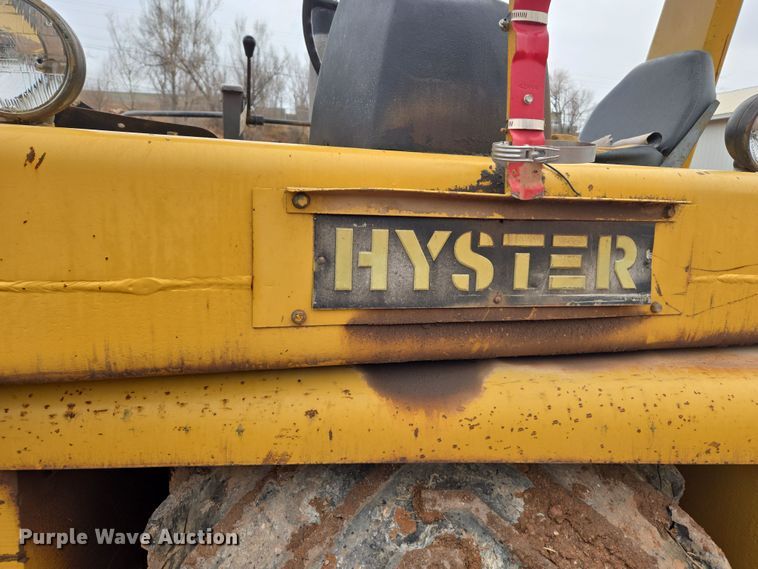 image for item DT7111 Hyster C610B single drum roller