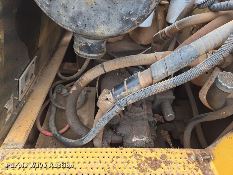 image for item DT7111 Hyster C610B single drum roller