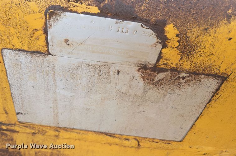 image for item DT7111 Hyster C610B single drum roller