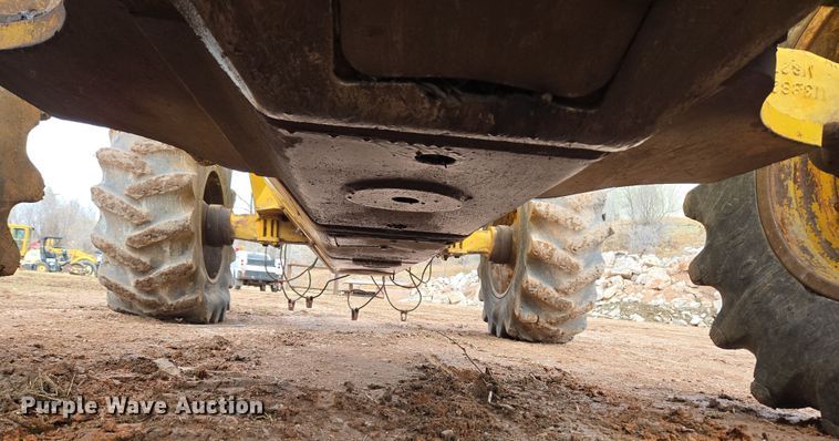 image for item DT7112 Clark Ranger 666B skidder