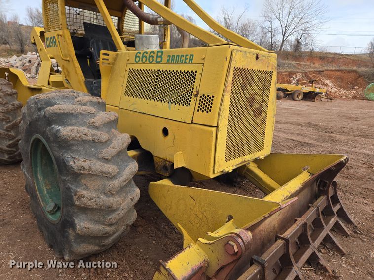 image for item DT7112 Clark Ranger 666B skidder