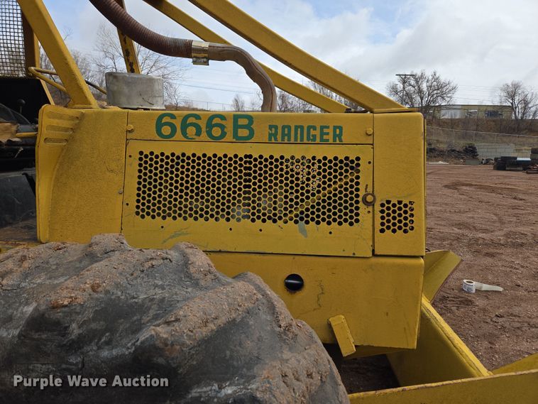 image for item DT7112 Clark Ranger 666B skidder