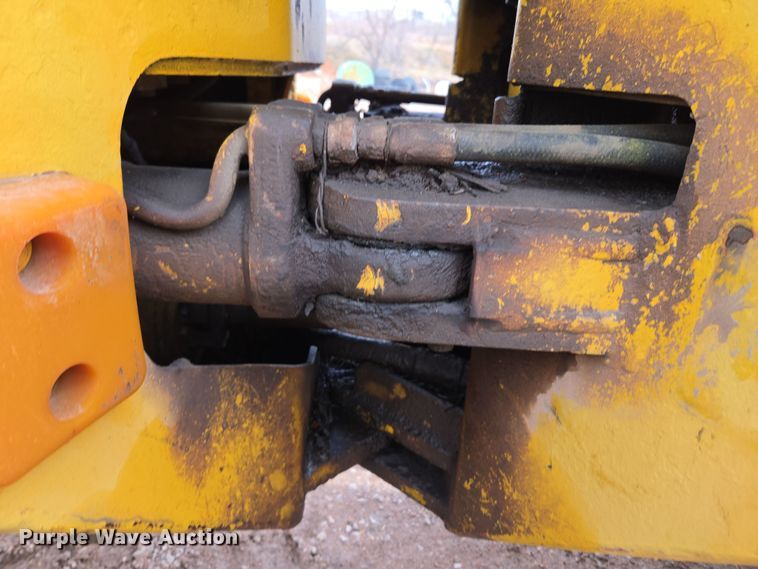 image for item DT7112 Clark Ranger 666B skidder