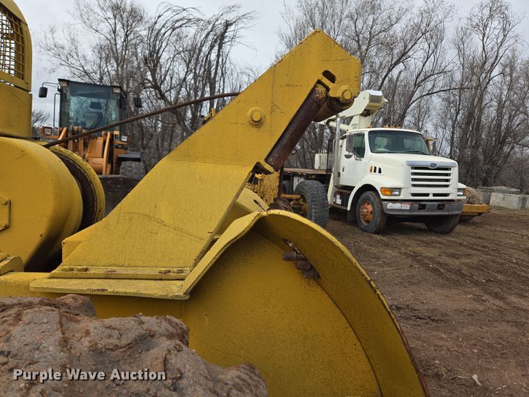 image for item DT7112 Clark Ranger 666B skidder