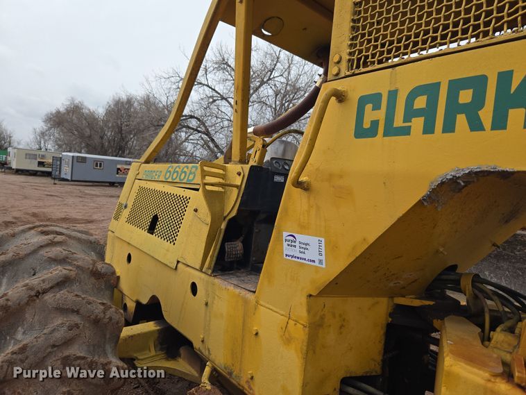 image for item DT7112 Clark Ranger 666B skidder