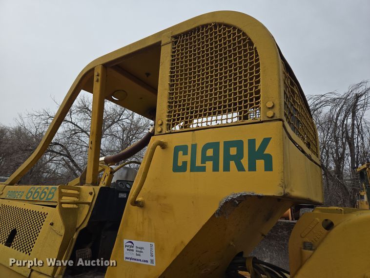 image for item DT7112 Clark Ranger 666B skidder