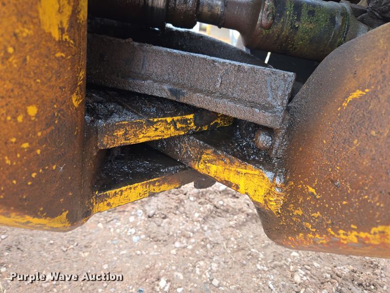 image for item DT7112 Clark Ranger 666B skidder