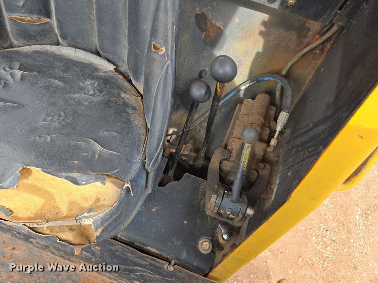 image for item DT7112 Clark Ranger 666B skidder