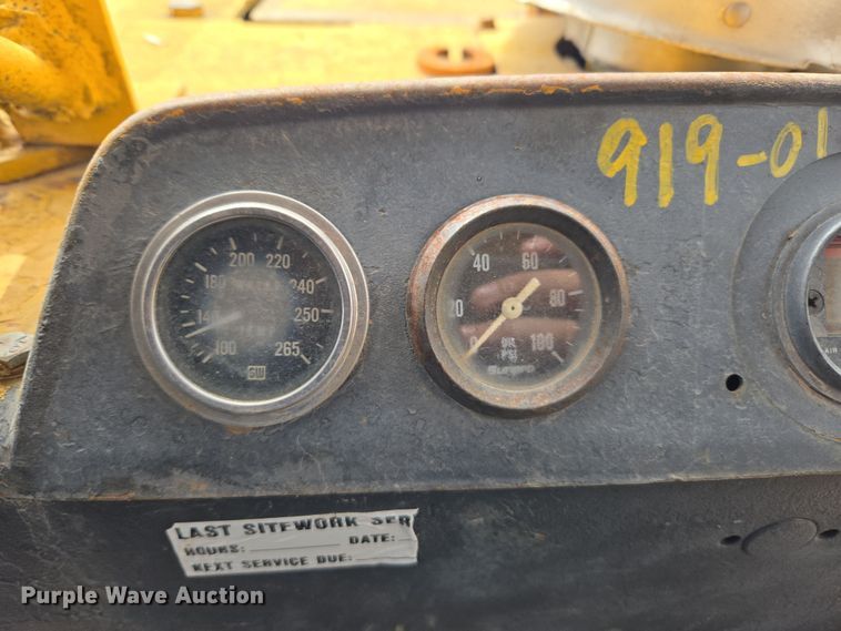 image for item DT7112 Clark Ranger 666B skidder