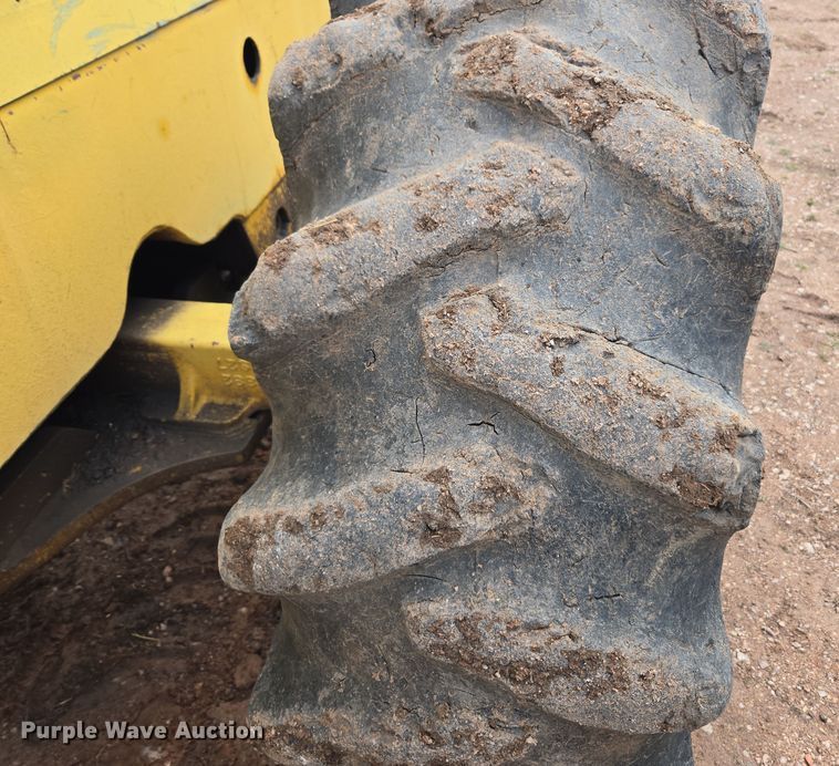 image for item DT7112 Clark Ranger 666B skidder