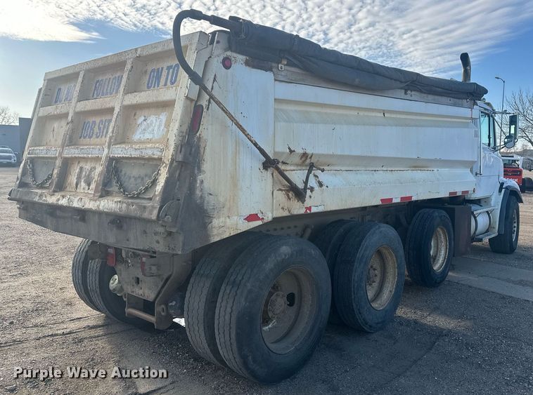 image for item DT7126 1999 Freightliner FL112 dump truck