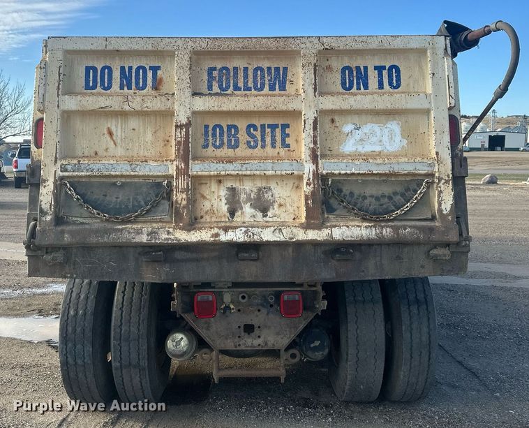 image for item DT7126 1999 Freightliner FL112 dump truck