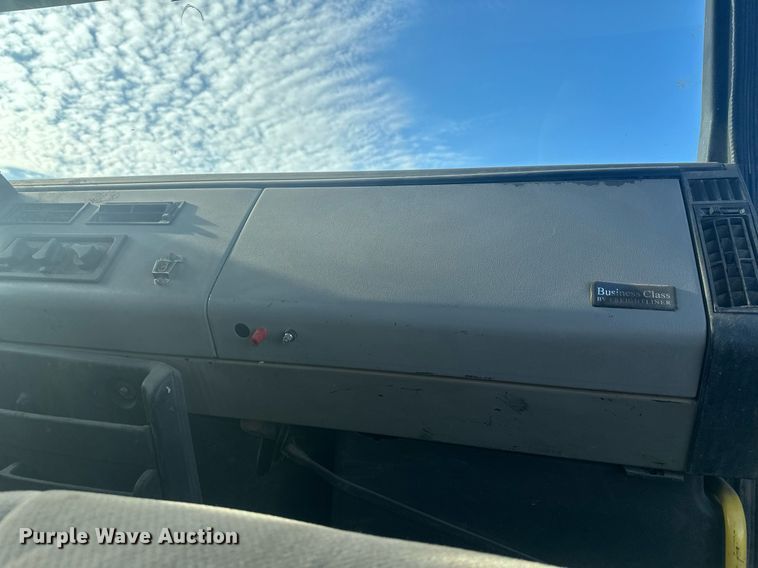 image for item DT7126 1999 Freightliner FL112 dump truck