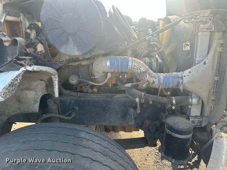 image for item DT7126 1999 Freightliner FL112 dump truck