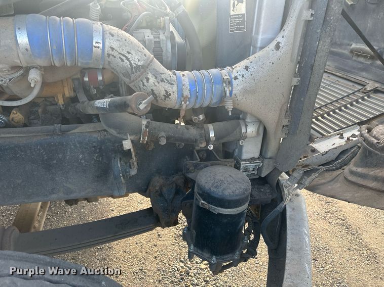 image for item DT7126 1999 Freightliner FL112 dump truck