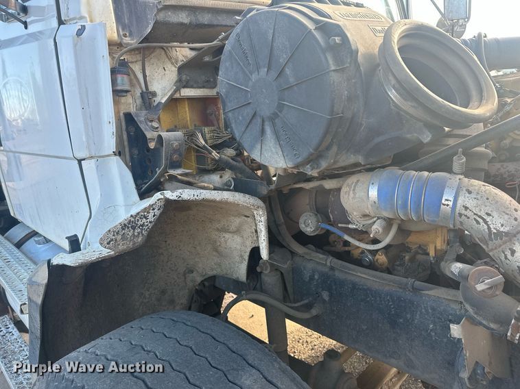 image for item DT7126 1999 Freightliner FL112 dump truck