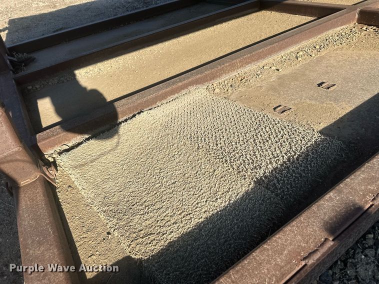 image for item DT7127 Trench box