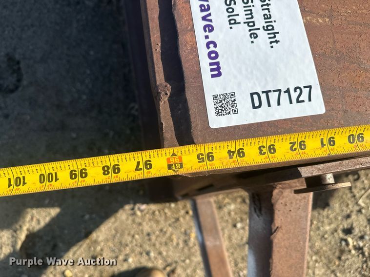 image for item DT7127 Trench box